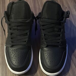 Jordan Black and White Men's Sneakers